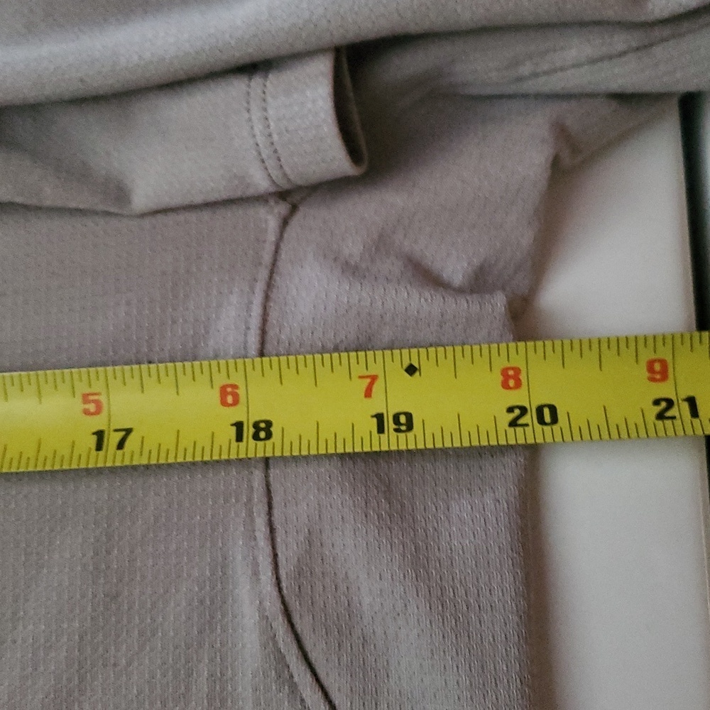 Lululemon Henley Top Mens Longsleeve Button Closure Size Medium - Picture 9 of 11